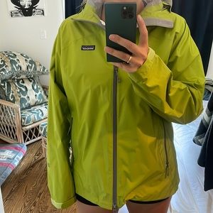 Patagonia Raincoat